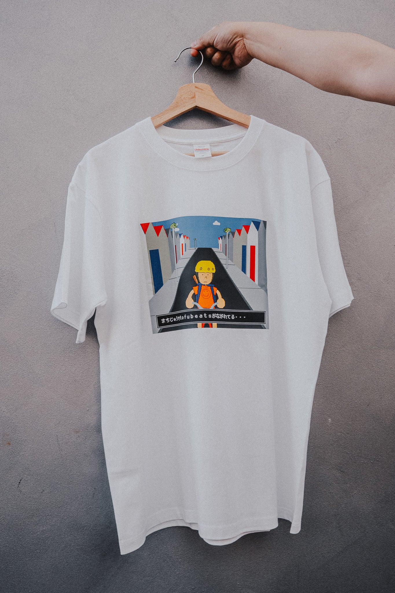 T-SHIRT / AOD MV - まちじゅうでtofubeatsがながれてる 【受注販売品】