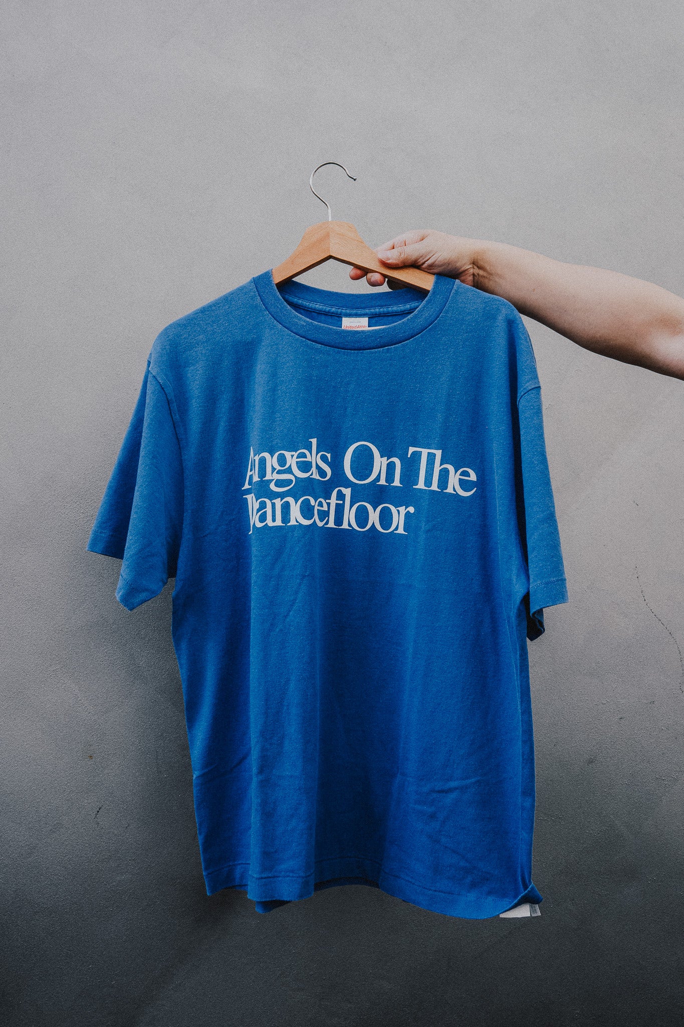 T-SHIRT / Angels On The Dancefloor (Faded BLUE)