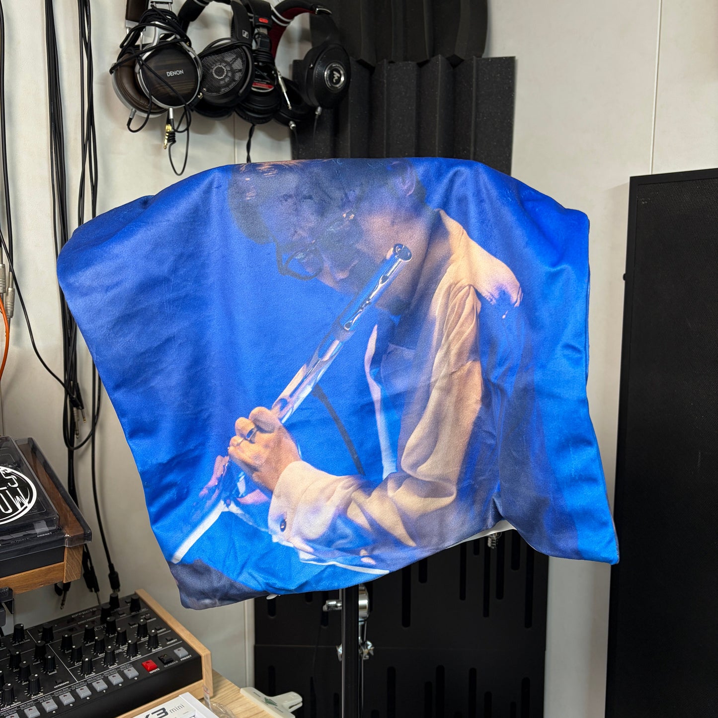 CUSHION COVER / tofubeats
